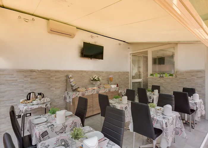 Excellence Suite